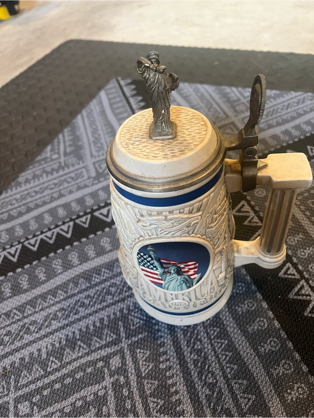 Patriotic Ceramic Stein Beer Mug with Statue of Liberty Lid - Blue & Cream